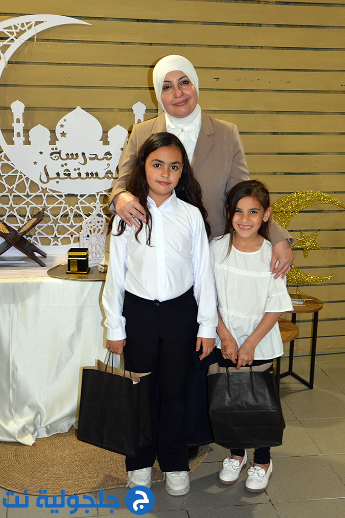 مهرجان ديني يُناديني بنسخته الثامنة في مدرسة المستقبل الابتدائية في جلجولية 